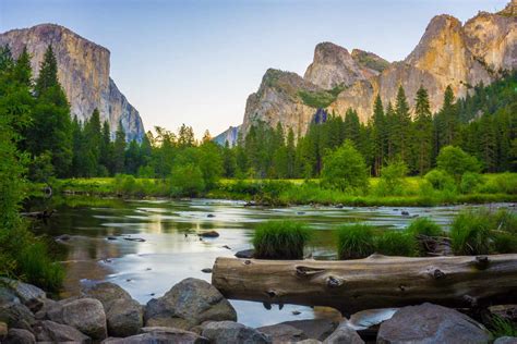 7 Captivating Places to Live in the USA for Nature Lovers