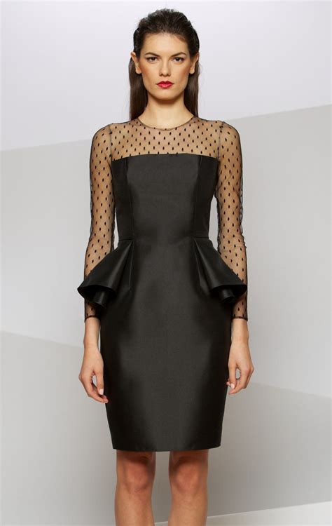 7 Carmen Marc Valvo Dresses That Will Turn Heads