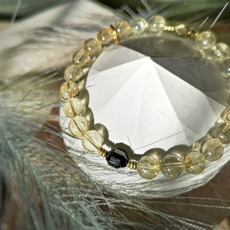 7 Citrine Bracelets for Joy, Abundance, and Creativity