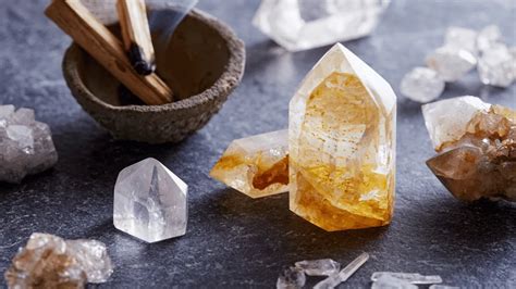 7 Crystal Gift Ideas for 2025: Healing VS Adornment