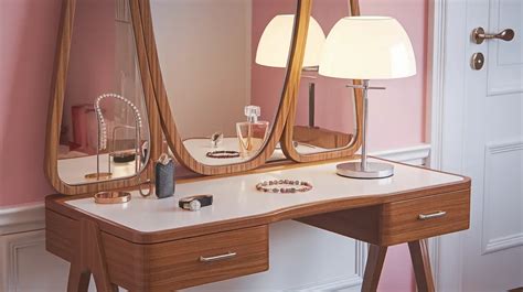 7 Dressing Table Ideas to Amplify Your Glam Room