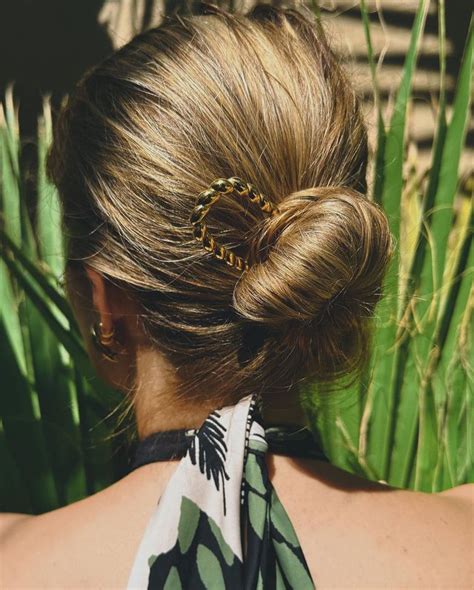 7 French Hair Pins That Will Elevate Your Style Effortlessly