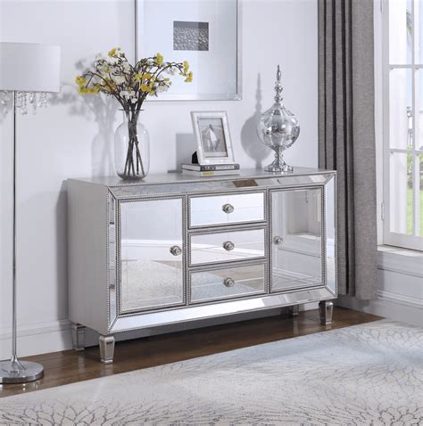 7 Inspiring Dresser Drawers with Mirrors for a Touch of Glam