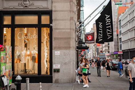 7 Must-Visit Boutiques in SoHo for 2023