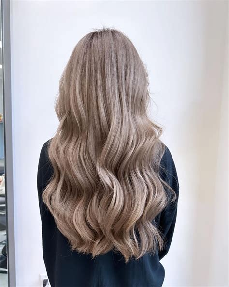 7 Reasons Why Milk Tea Color Hair is the Perfect Choice for Summer