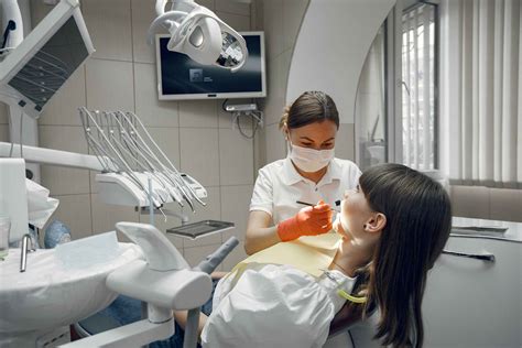 7 Reasons Why You Should Visit a Pediatric Dentist in Singapore