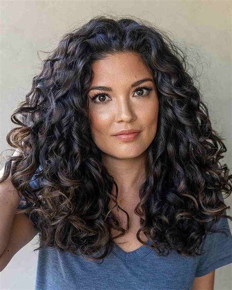 7 Secrets to Styling Medium Length Curly Hair