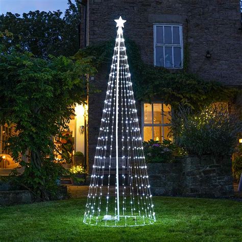 7 Stunning Christmas Trees with LED Lights to Illuminate Your Holidays