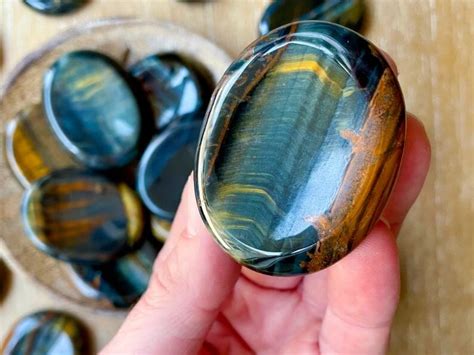 7 Surprising Benefits of Blue Tiger Eye Gem: Unveiling Its Hidden Powers