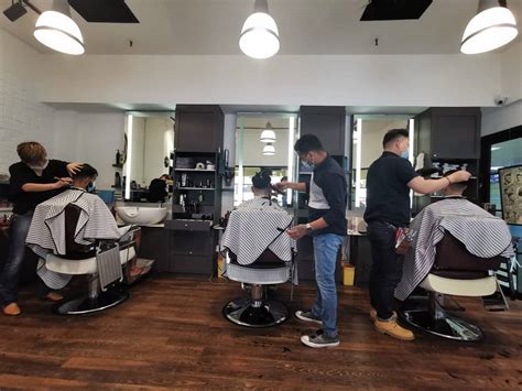 7 Surprising Facts About Barber Shops in Singapore