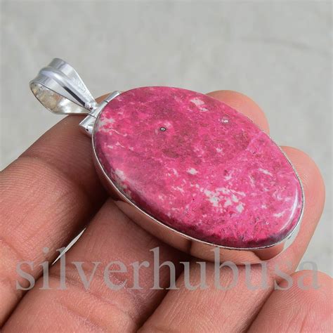 7 Surprising Things Thulite Jewelry Can Do for You