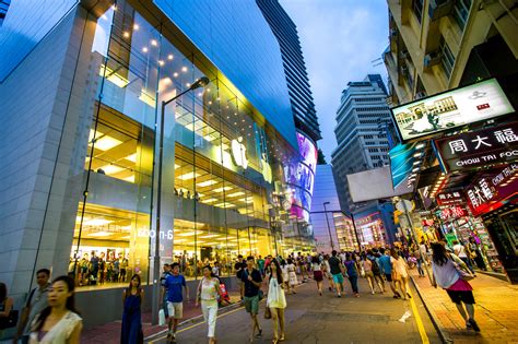 7 Unforgettable Shopping Malls in Causeway Bay, Hong Kong