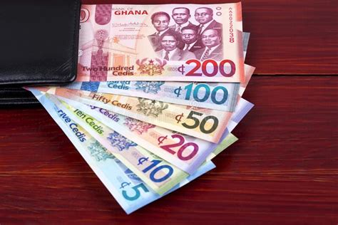 700 Dollars to Ghana Cedis: A Comprehensive Guide