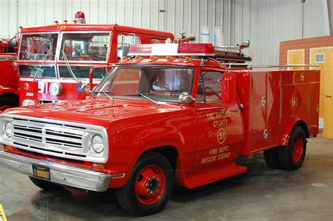 72 Dodge D300 fire truck