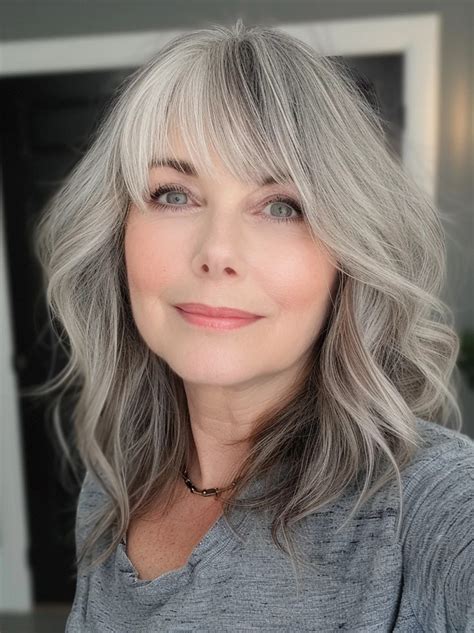 8" Gray Synthetic Bangs Wig: A Stylist's Guide for Elderly Women in 2025