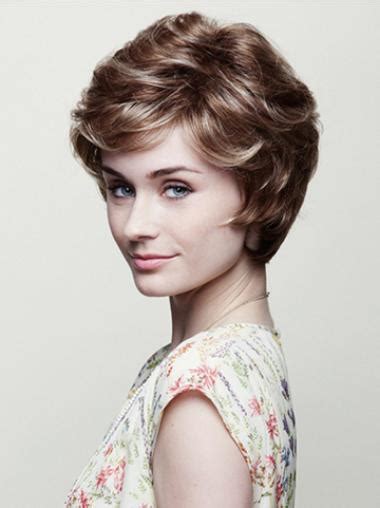 8" Wavy Brown Classic Short Wigs: Unleash Your Enchanting Charm in 2025