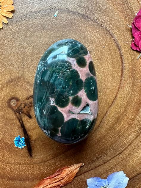 8th Vein Ocean Jasper: The Ocean Floor's Hidden Treasure