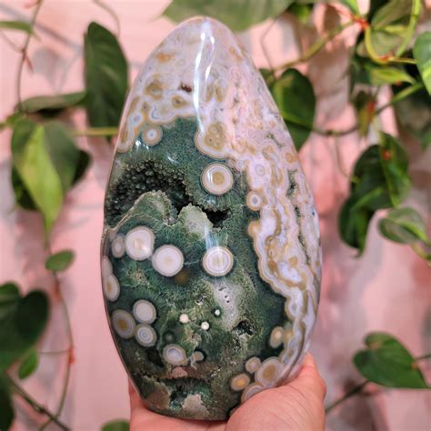 8th Vein Ocean Jasper: Uncover the Enchanting Gemstone with Extraordinary Healing Properties