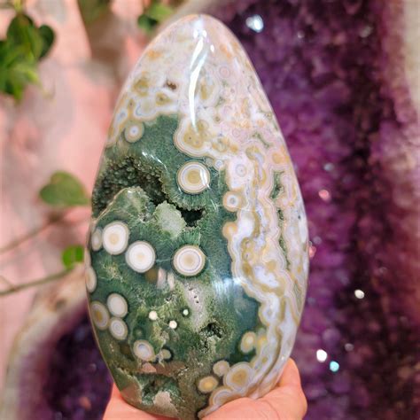 8th Vein Ocean Jasper: Unveiling the Enchanting Gem from Madagascar