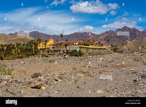 9 Exceptional Benefits of Staying at the Historic Inn at Furnace Creek in 2025