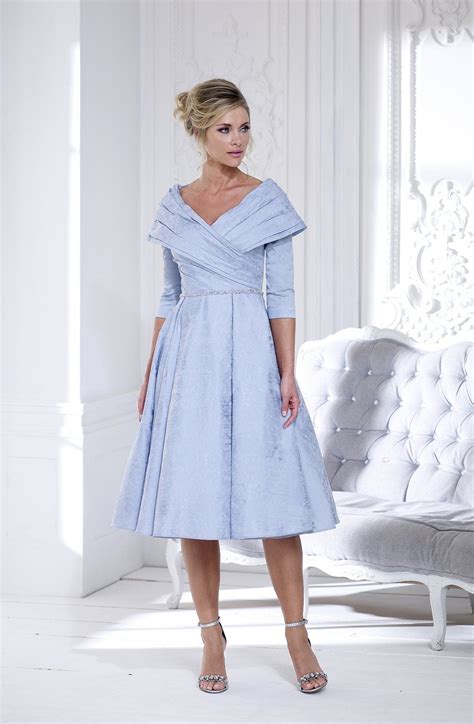 9 Irresistible Mob Dresses Tea Length: A Timeless Classic for Special Occasions