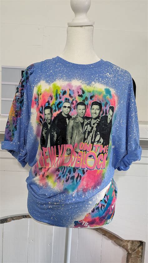 90's Band Shirts: A Nostalgic Trend That's Here to Stay