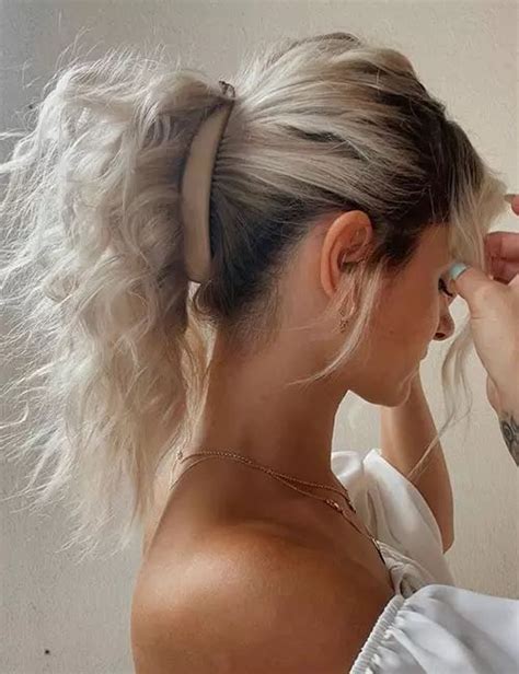 99+ Banana Clip Hairstyle Ideas for Stunning Strands