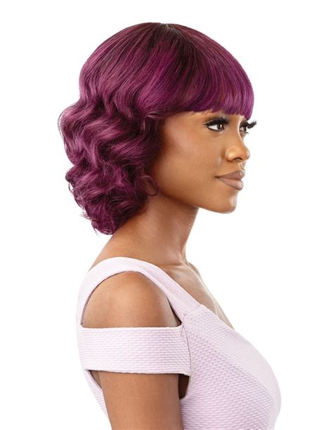 99+ Chic Outre Bob Wig Styles to Turn Heads & Steal Hearts