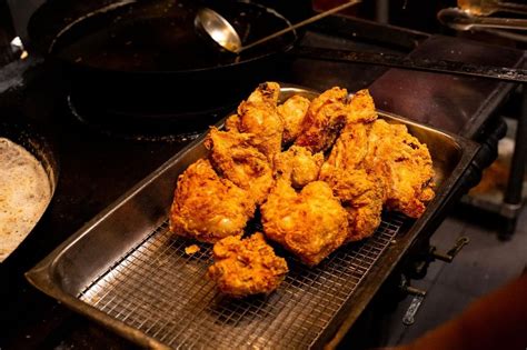 A Bite of New York: Unlocking the World of New York Fried Chicken