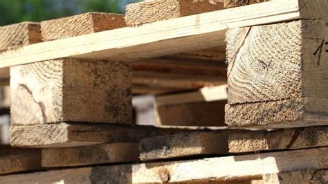 A Brief History of Machin Pallets