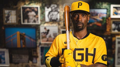 A Brief History of Pirates Jerseys