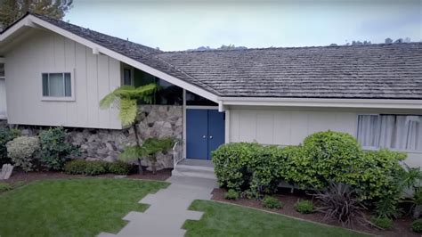 A Brief History of the Brady Bunch House