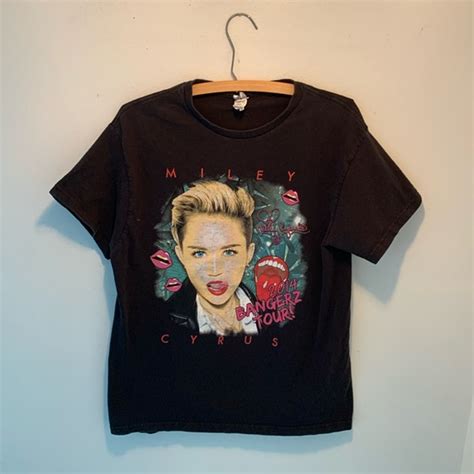 A Brief History of the Miley Cyrus Bangerz Tour T-Shirt