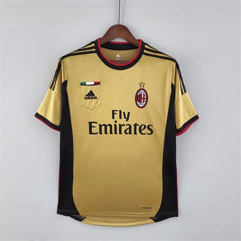 A Camisa Milan 2005: Um Legado Duradouro de Estilo e Sucesso