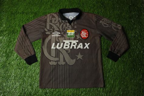 A Camisa do Flamengo de 1997: Um Ícone do Futebol