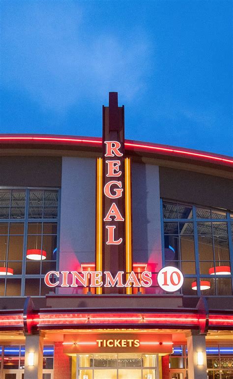 A Cinephile's Paradise: Regal Celebration Pointe and XD