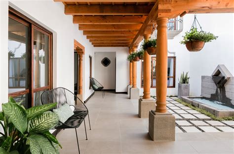 A Comprehensive Guide to Corredor Designs in Guatemala: Enhancing Outdoor Living Spaces