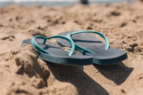 A Comprehensive Guide to Flip Flops: Your Essential Footwear for Summer