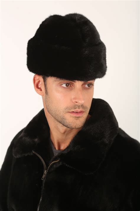 A Comprehensive Guide to Fur Hats for Men: Style, Warmth, and Comfort