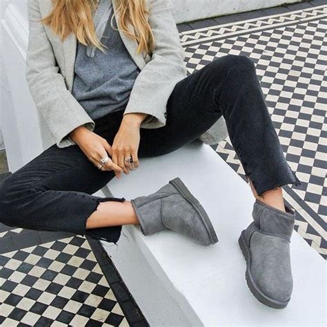 A Comprehensive Guide to Grey Ugg Boots: Style, Comfort, and Functionality