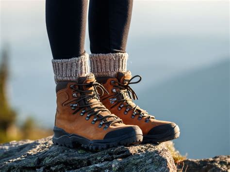 A Comprehensive Guide to Selecting the Ideal Hiking Shoes for Girls: Empowering Young Adventurers