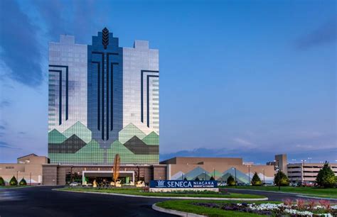 A Comprehensive Guide to the Best Hotels Near Seneca Casino: Your Ultimate Niagara Falls Getaway