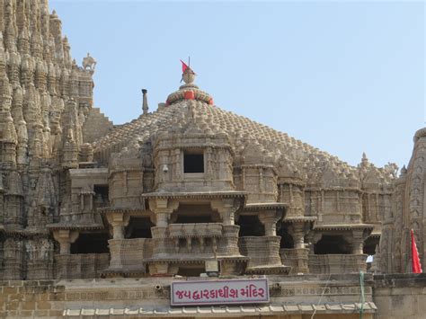 A Comprehensive Journey to the Sacred Dwarkadhish Temple in Bet Dwarka