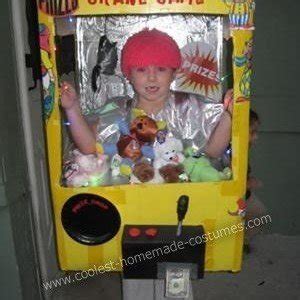 A Glimpse into the Crane Game Costume Phenomenon