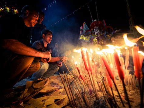 A Glimpse into the Origins and Beliefs Surrounding the Hungry Ghost Festival