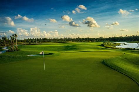 A Golfer's Paradise