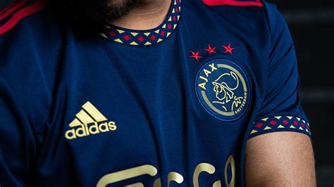 A História da Camisa do Ajax