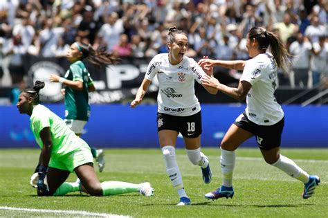 A Histórica Maior Goleada do Corinthians sobre o Palmeiras: Um Marco no Futebol Brasileiro