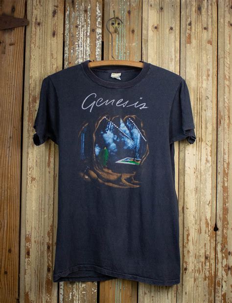 A Historical Retrospective: The Genesis of Concert T-shirts