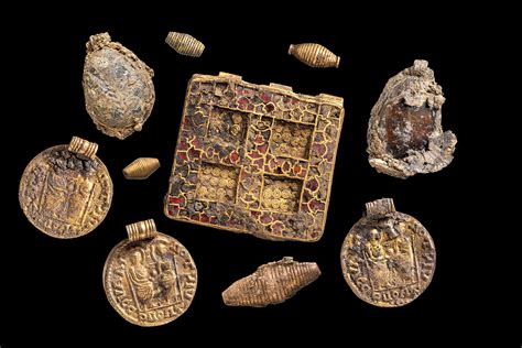 A Historical Tapestry: Necklace Stones Through the Ages